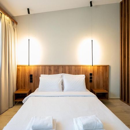 Dwell House 5 Hotel Янина Екстериор снимка